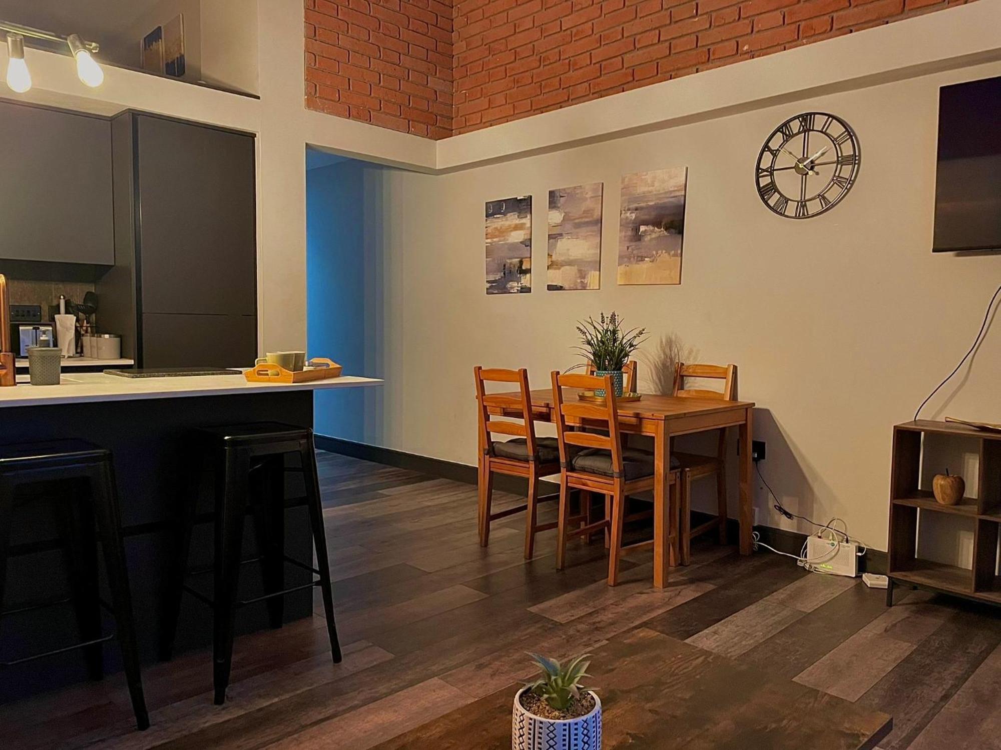 Artistic, Cozy, Stylish, Open Plan, City Centre 1Br Sheffield Exterior photo